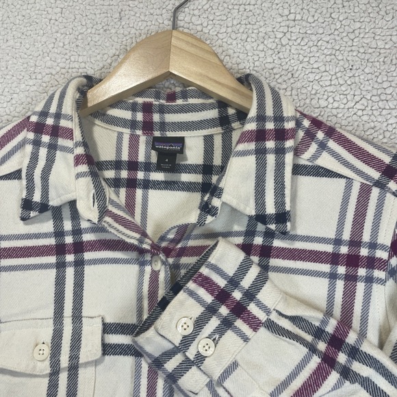 Patagonia Tops - Patagonia Flannel Shirt Womens 4 White Plaid Organic Cotton Button Up 0217